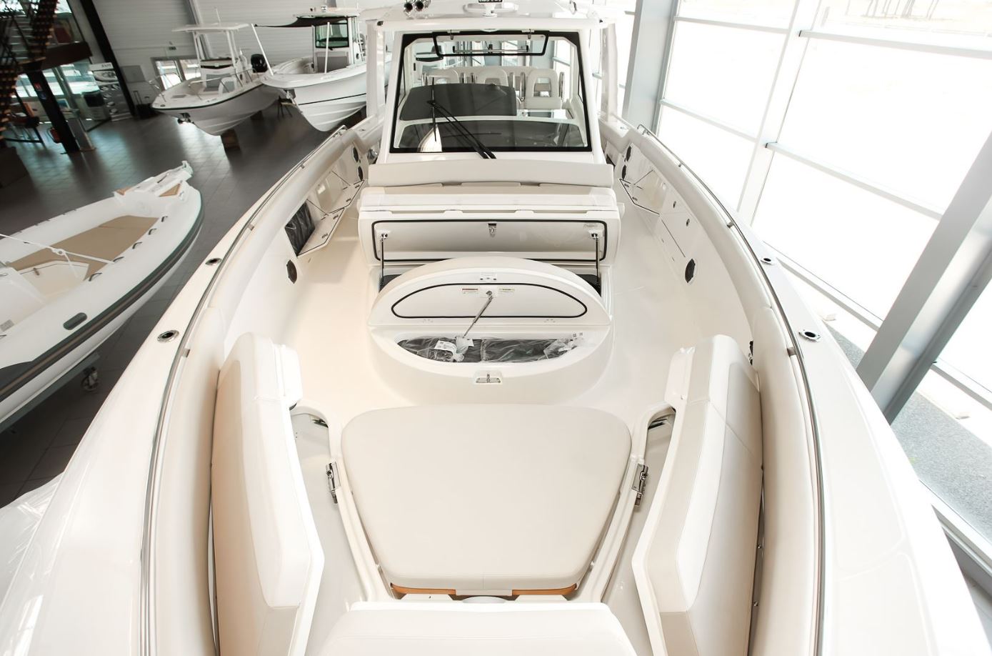 BostonWhaler 420outrage04