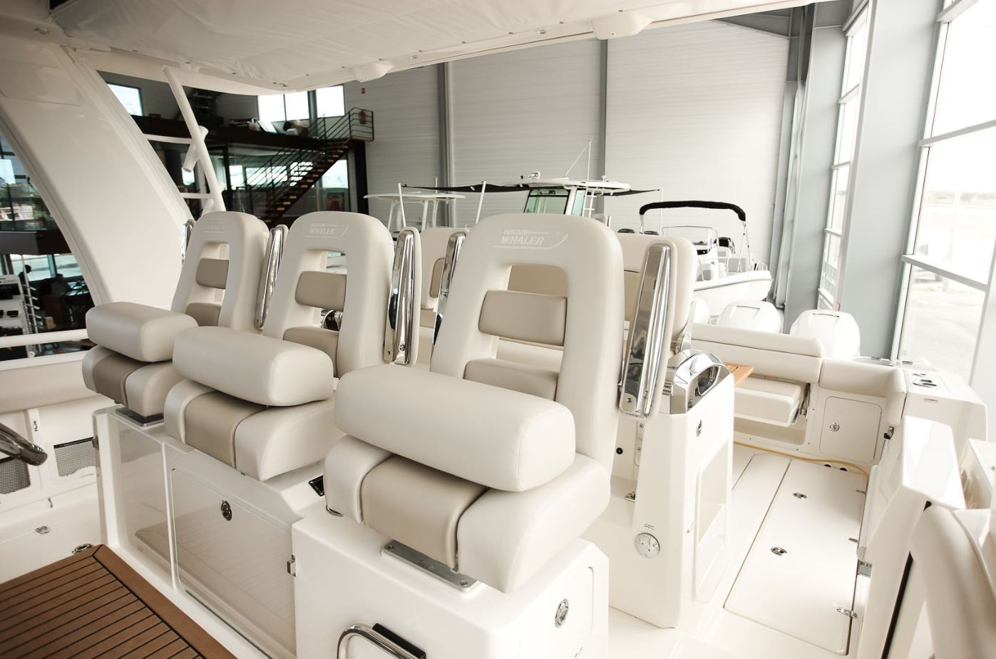 BostonWhaler 420outrage06